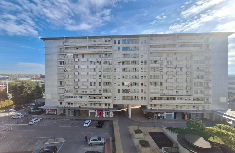 Alquiler de un luminoso apartamento de 2 habitaciones en el prestigioso complejo Belville, 62 m², Nuevo Belgrado, Serbia